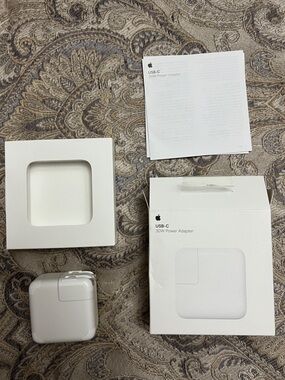 Apple USB‑C 30W Power Adapter with Box and Manual - White, New